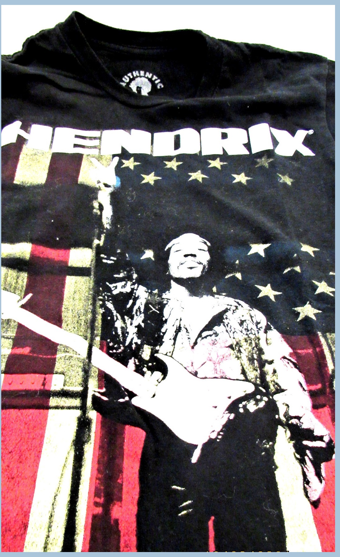 Woodstock's black T-shirt | Authentic Hendrix.