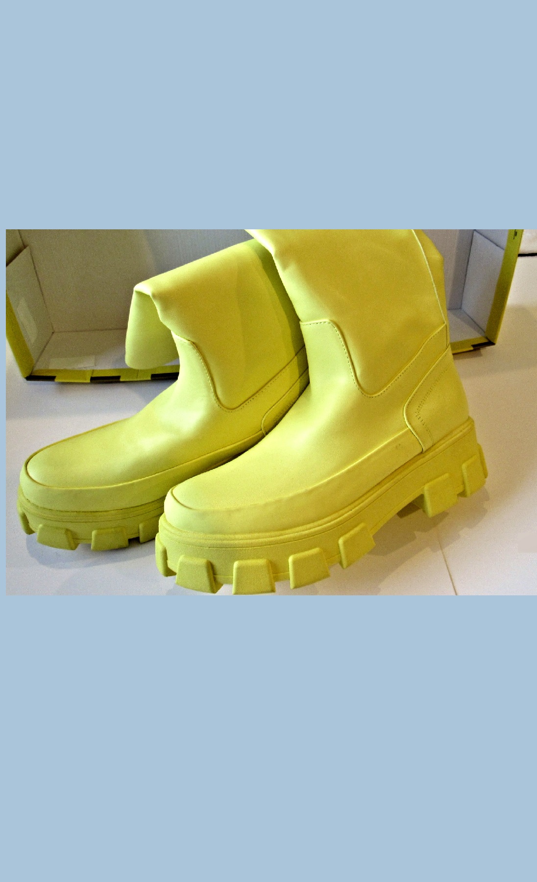 Women's Yellow Shoes With a Thick Sole