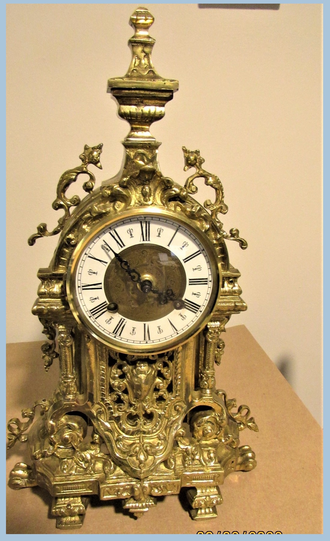 Antique Functional Playing Clock | Ouslet Auction