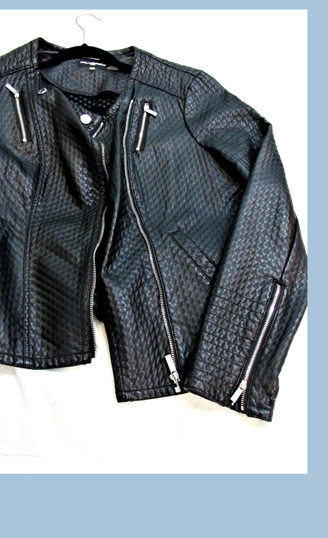 Black Jacket - KARL LAGERFELD Paris | Ouslet Auction